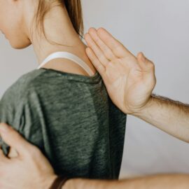 Minimalinvasive Wirbelsäulentherapie: Moderne Wege zur Schmerzfreiheit ohne große Operation