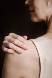Schulterklopfen vermeiden: Wie Sie Rotatorenmanschetten-Rissen vorbeugen können